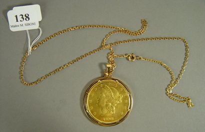 null 138- Pièce de 20 $ montée en pendentif sur chaîne de cou en or

Pds : 49 g