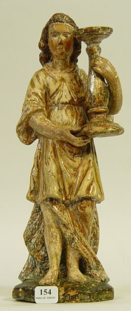 null 154- Sculpture en bois polychrome représentant un ange céroféraire, le modèle...