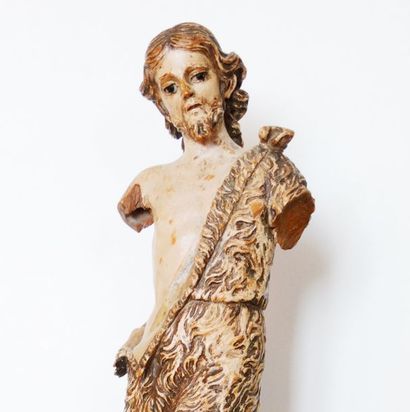 null 160- Sculpture en bois polychrome représentant saint Jean Baptiste. Traité dans...