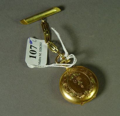 null 107- Montre de col en or

(chaîne en métal)

Pds de la montre : 18 g