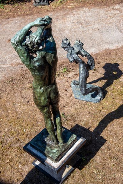 Léonardo BENATOV (1942-2018) Femme aux bras levés, 1995

Bronze patiné brun-vert

Signé...