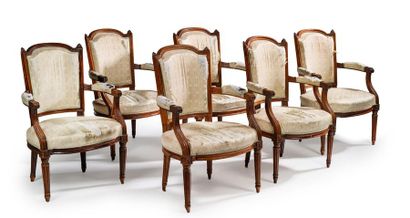 null Suite de six fauteuils

Fin XVIIIème / début XIXème siècle