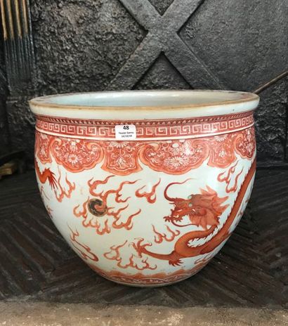 Cache pot Chine à décor de dragon