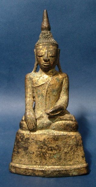 null BIRMANIE - LAOS - THAILANDE Bouddha en bronze. Birmanie, Shan. XIXe s. H : 15.5...