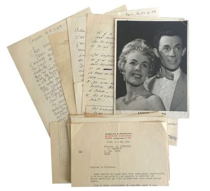null (MISCELLANEOUS CORRESPONDENCE) Set 
of about twenty autograph letters (completed...