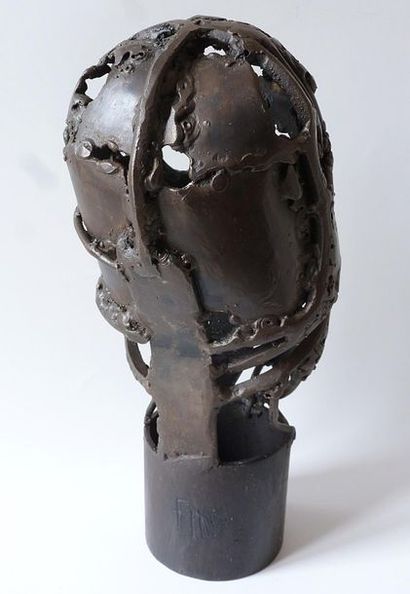 JEAN Fernand On a retrouvé la tête d'Achille / Sculpture en acier soudé / Pièce unique...