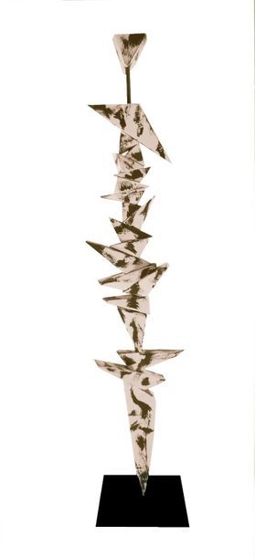 Mc CALLUM Béatrice Féline X / Sculpture en terre cuite, acrylique sur plaque acier...