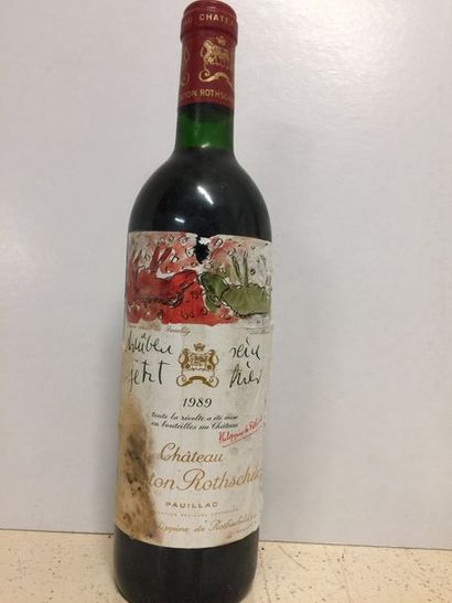 Château Mouton Rotschild Pauillac, 1989

 Stained label, TL

