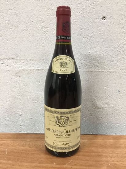 Latricières-Chambertin 4 bottles grand cru.

Domaine Louis JADOT 1997

(N)

Labels...