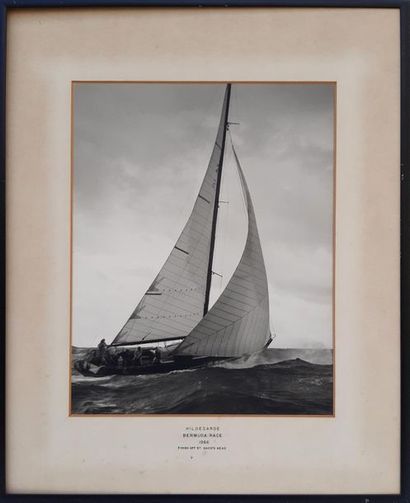null Anonyme
Le yacht Hildegarde engagé dans la bermuda race, 1966
Photographie,...