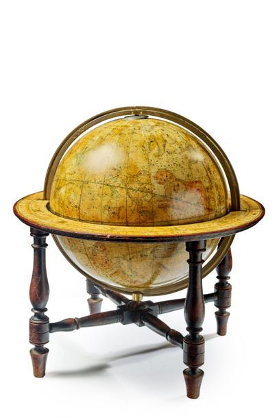 null Globe céleste
Signé dans un cartouche «WYLD'S globe of the heavens»
Les constellations...