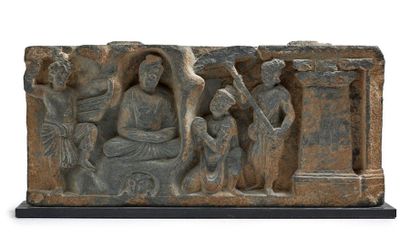 INDE - GANDHARA, ART GRÉCO-BOUDDHIQUE, IIE/IVE SIÈCLE 
Bas-relief in schist, Buddha...