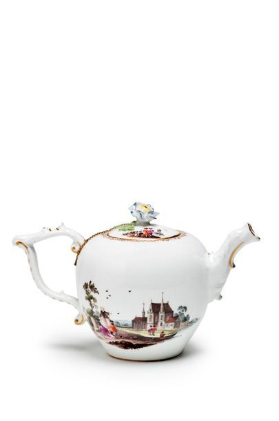 MEISSEN Covered hard porcelain teapot with polychrome and gold decoration of animated...