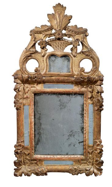 null Mirror with beads and pediment in wood and gilded stucco decorated with floral...