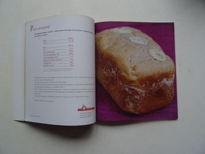 null "Du pain à la baguette en machine à pain Moulinex", a collective work under...