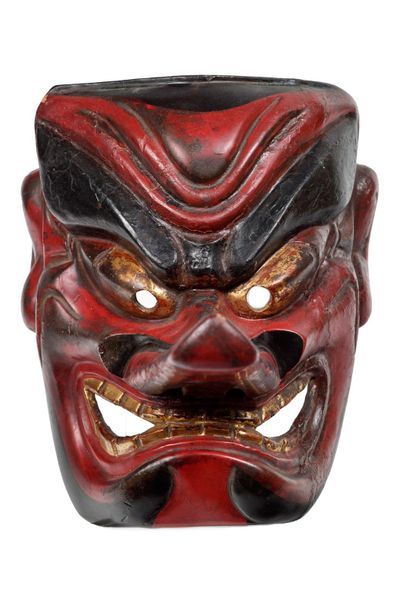 JAPON - Epoque MEIJI (1868 - 1912) 
Mask of gigaku with big nose of tengu in wood...