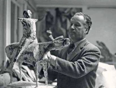 Marino MARINI (1901-1980) 
Cavaliere
Sculpture en plâtre et métal
Signée sur la terrasse...