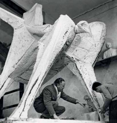 Marino MARINI (1901-1980) 
Cavaliere
Sculpture in plaster and metal
Signed on the...