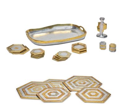 DAVID MARSHALL (NÉ EN 1942) 
Set consisting of one serving tray, one candleholder,...