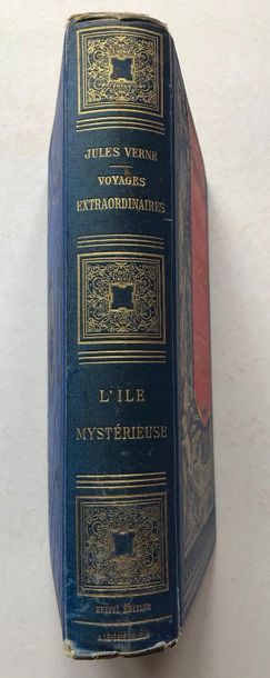 Jules VERNE L'Ile mystérieuse.

Paris, Bibliothèque d'Education et de Récréation,...