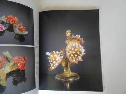 null "I fiori di Murano: Opere in vetro dalla collezione Berselinni 1920-2010", [exhibition...