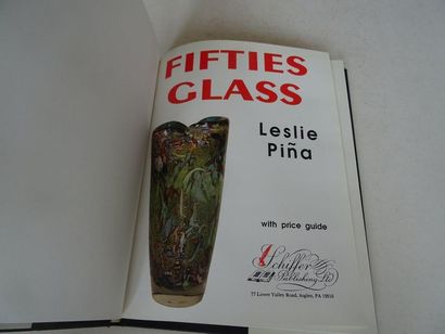 null « Fifties glass », Leslie Pina ; Ed. Schiffer, 1993, 208 p. (jaquette présentant...
