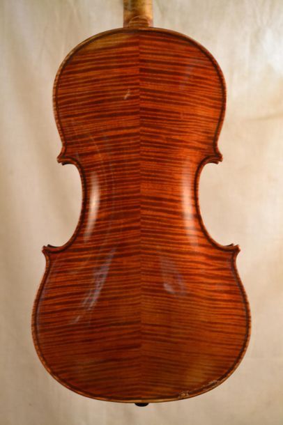 Pierre GAGGINI (1903-2005) 
4/4
Violin bearing the label: Petrus Gaggini - Nicaea...