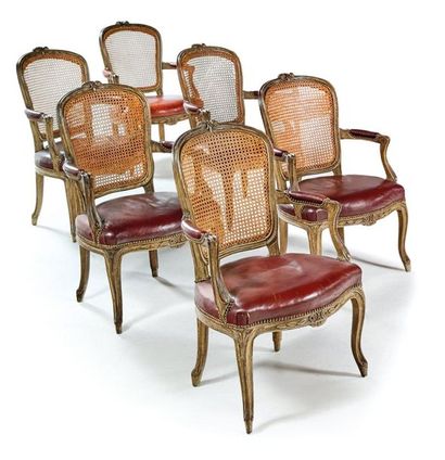 null Suite of 6 armchairs in moulded wood, carved with flowers and green lacquered...
