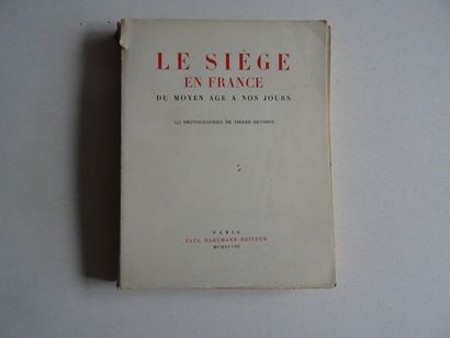 null « Le siège en France du Moyen-Age à nos jours », [ouvrage réalisée à la suite...