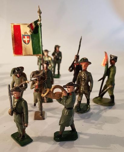 null CBG-MIGNOT. Third Republic. Italy. Bersagliers and line infantry. This lot includes...