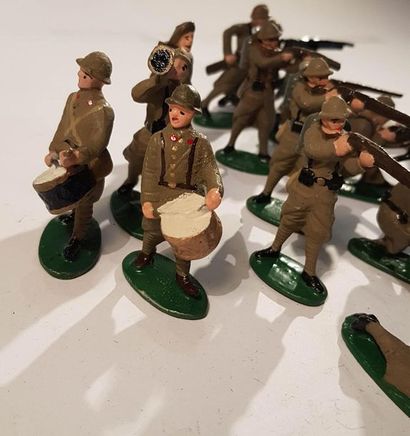 null QUIRALU. 20th century. World War II 1939-40. France. Infantry. This lot includes...