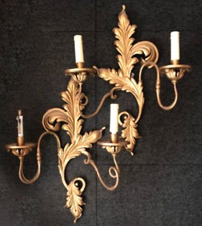 null Paire d’appliques à deux bras de lumière
H 54 cm