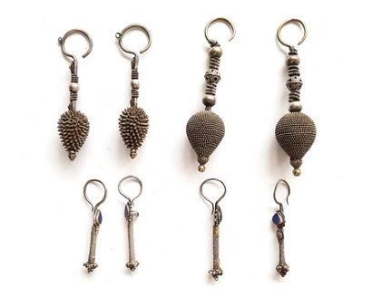 Set of ethnic earrings