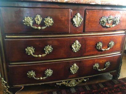null Veneer chest of drawers 

Louis XIV period