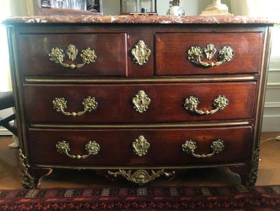 null Veneer chest of drawers 

Louis XIV period