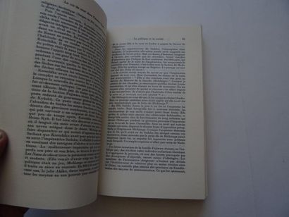 null « La vie de cour dans l’Ancien Japon », Ivan Morris ; Ed. Gallimard, 1980, 328...