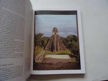 null « L’art Maya », Henri Stierlin ; Ed. Seuil, 1981, 212 p. (assez bon état)