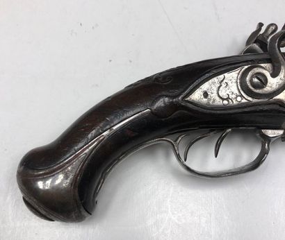null Flintlock travel pistol, two shots. 
Round, round, thunderbolted, engraved barrels....