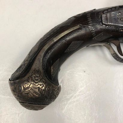 null Long and strong ottoman flintlock pistol. 
Round barrel with thundering sides,...