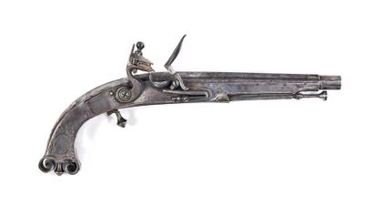 Scottish flintlock pistol. Round barrel....