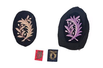  FRANCE Palmes académiques Sets of two insignia and two dress palms: - One from the...