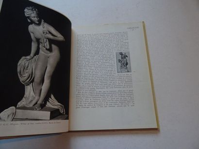 null "L'art au XVIII ième siècle ", Emile d'acier ; Ed. Guy le Prat, 1951, 158 p....