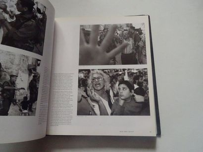 null « Black Star : 60 years of photojournalism », Hendrik Neubauer ; Ed. Könemann,...