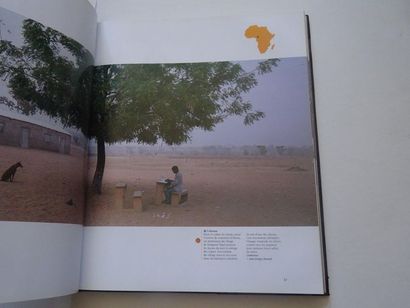 null "Un jour dans la vie de l'Afrique", Collective work under the direction of David...