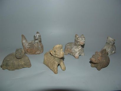 YUAN (1279 - 1368) Six animaux représentant des signes du zodiaque chinois. En terre...