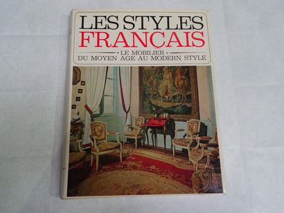 null "Les styles Français : Le mobilier, du Moyen-Âge au Modern Style", Collective...