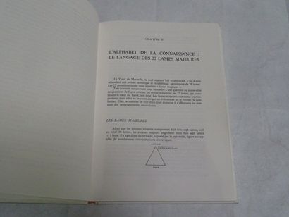 null « Cartes et destins », Hadès ; Ed. Flammarion, 1976, 196 p. (état d’usage)