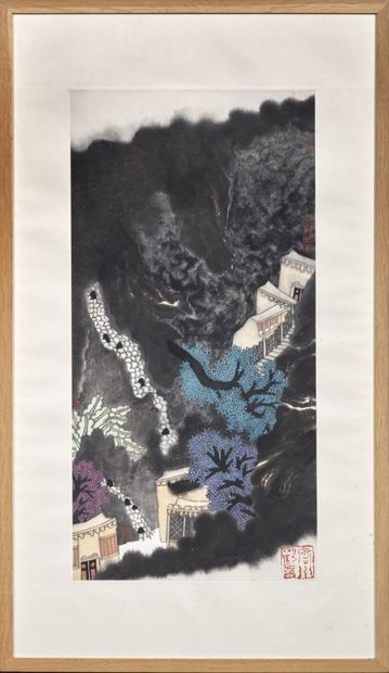 GUO Huawei (1983) 神圣的影子》，2011年
宣纸上的水墨和丙烯，右下角盖有艺术家的印章
80 x 40 cm。