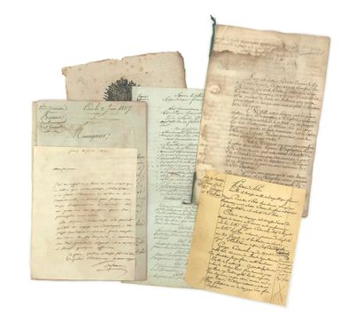 [PREMIER EMPIRE]. 
约39份文件。



《奥尔良新报》，1815年7月14日，关于拿破仑在罗什福尔被俘的麦克唐纳元帅（P.S.）。1798年，罗马），Champagny（签名手稿，关于组织摄政，Saint-Cloud，1813年，造币厂），Lavalette（关于Beauharnais侯爵的回归，从移民名单中删除，1802年），印刷了"1815年5月28日议程"，关于百日期间的Champ-de-mai仪式。"Le...