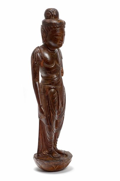JAPON - Epoque KAMAKURA (1185 - 1333) 
Wooden statue of Shô-Kannon with traces of...